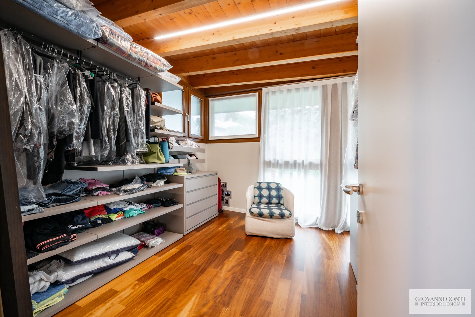 A casa di Francesco — Cabina armadio