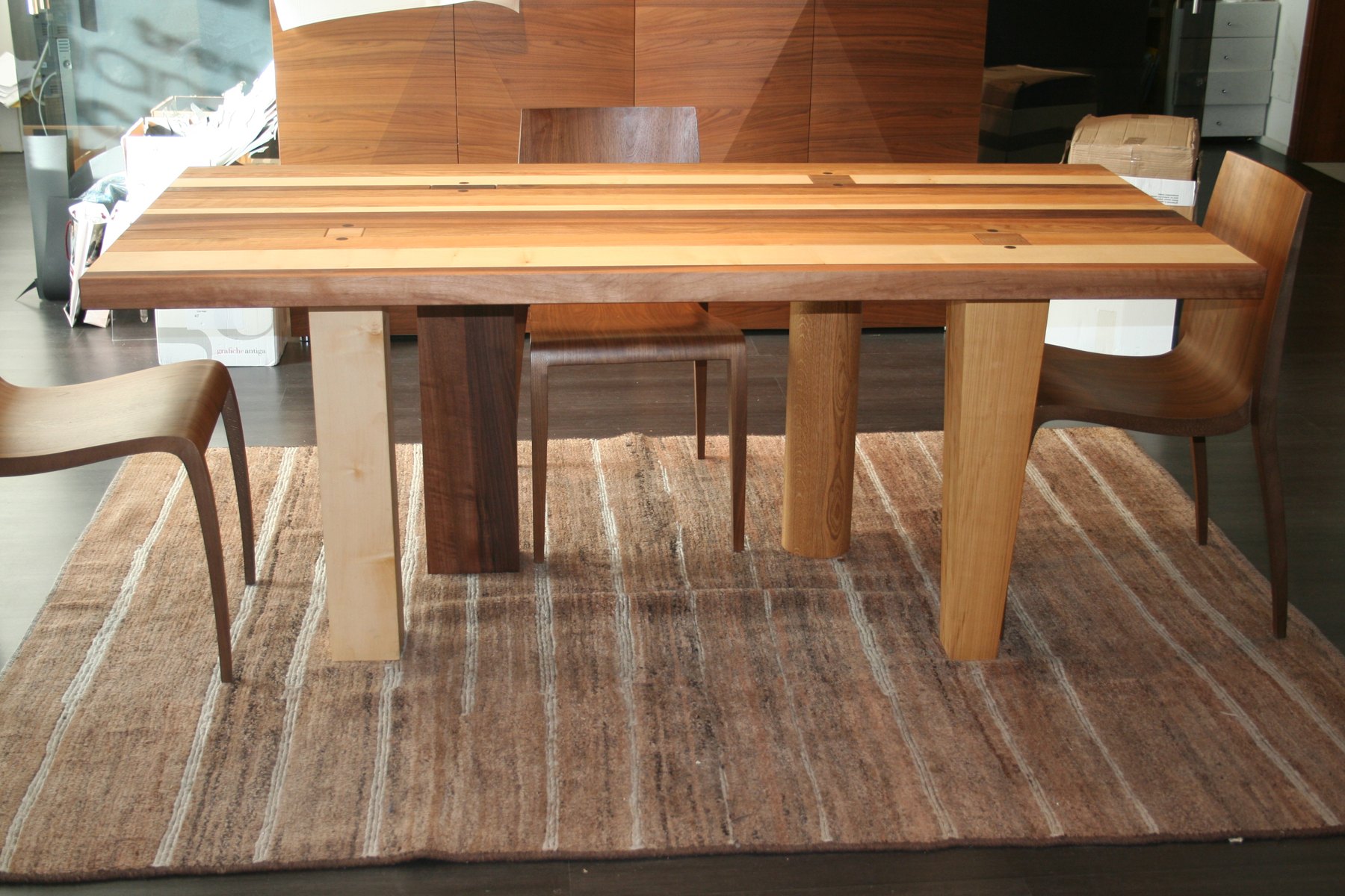Tavolo in legno su misura — Giovanni Conti Interior Design