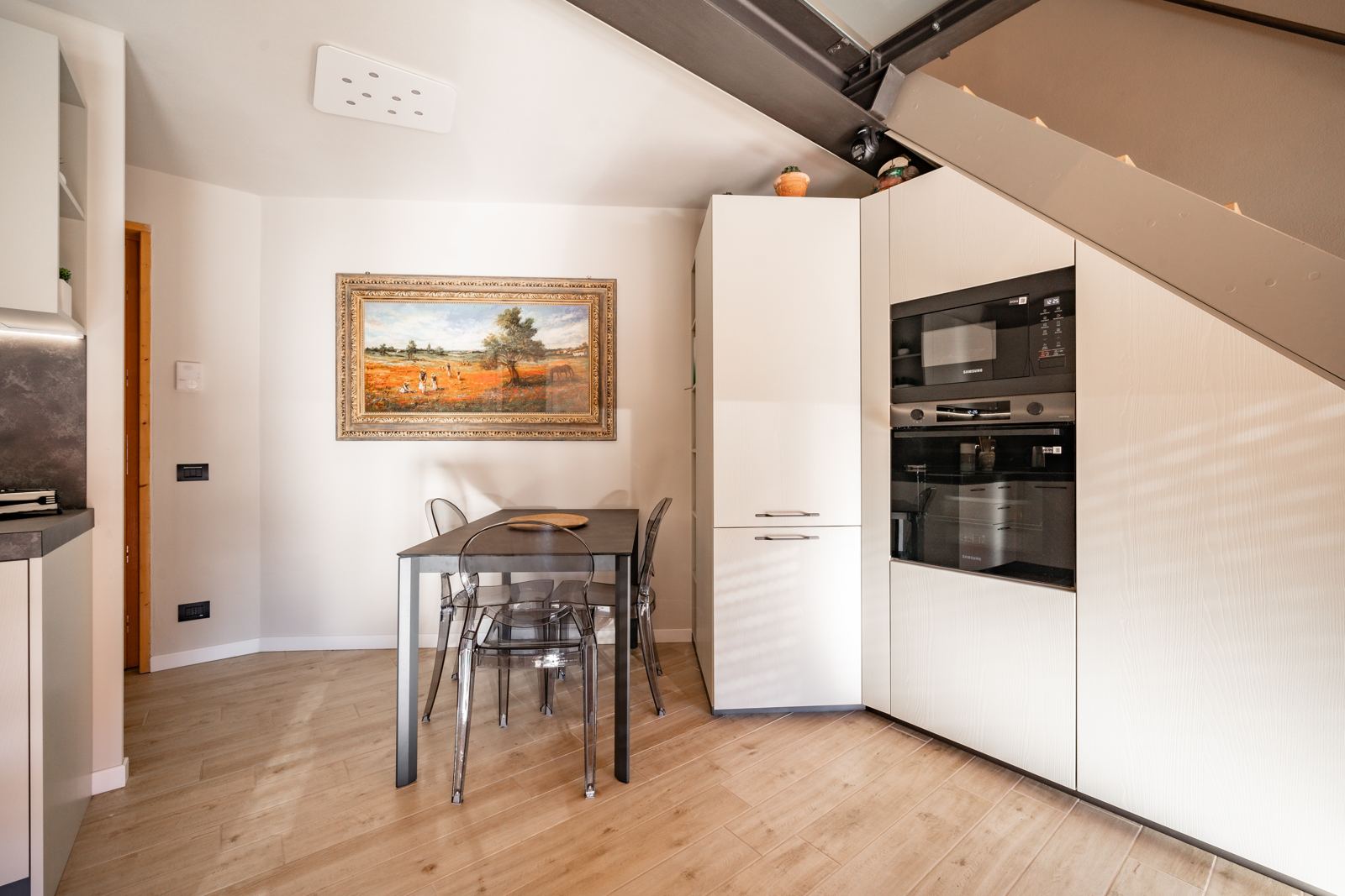 Scale, sottoscala e vani attrezzati — realizzazione 12, Giovanni Conti Interior Design