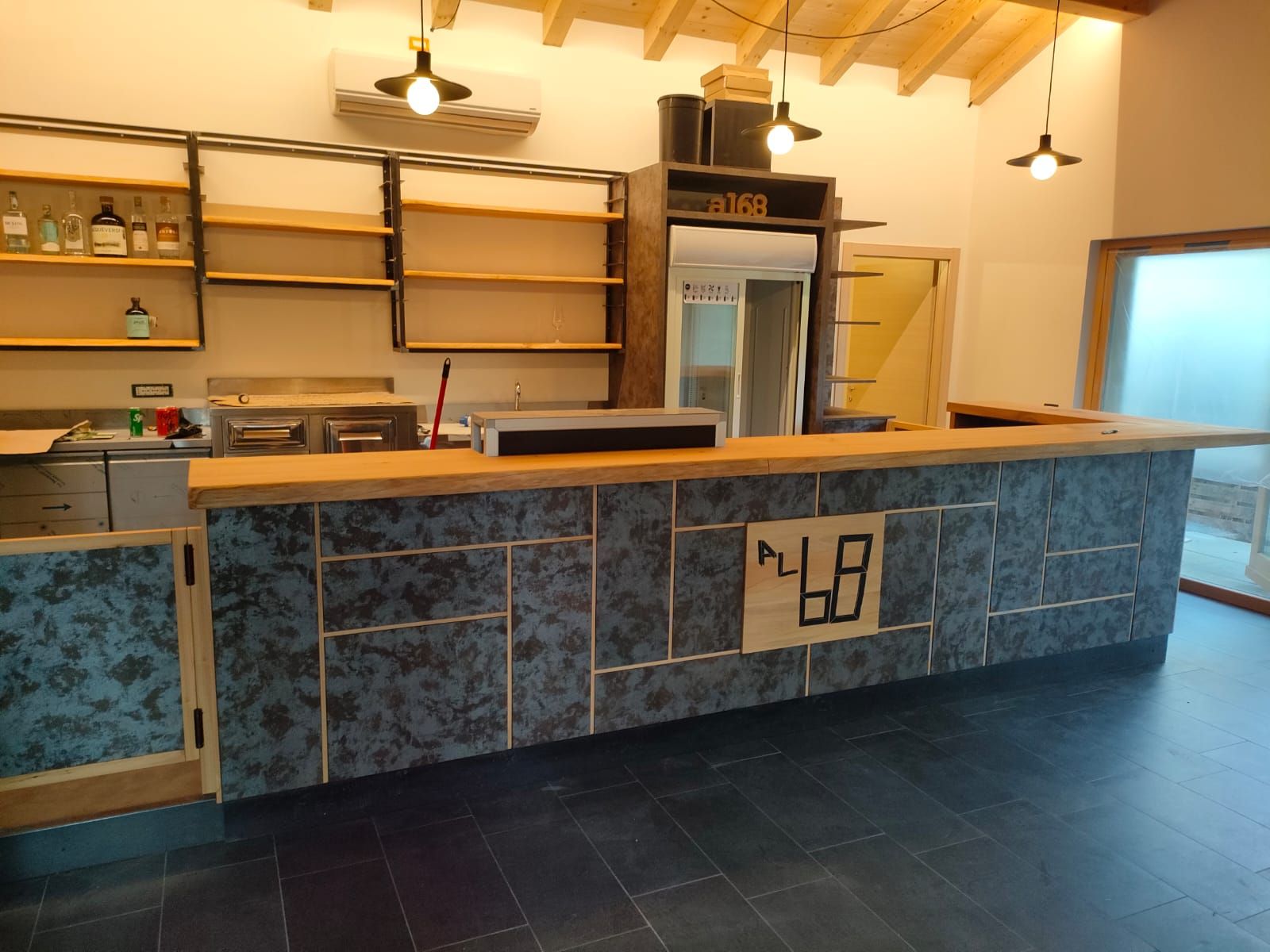 Bar Al 68 — Bancone