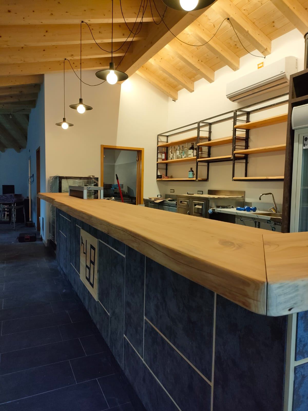 Arredo per negozi e contract — realizzazione 12, Giovanni Conti Interior Design